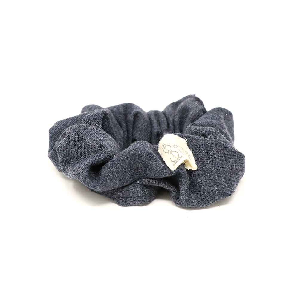 VELVET SCRUNCHIE CHARCOAL VELVET SCRUNCHIE CHARCOAL